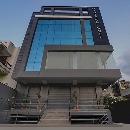 Townhouse 207 Hotel Downtown My Stay Jaipur Buitenkant foto