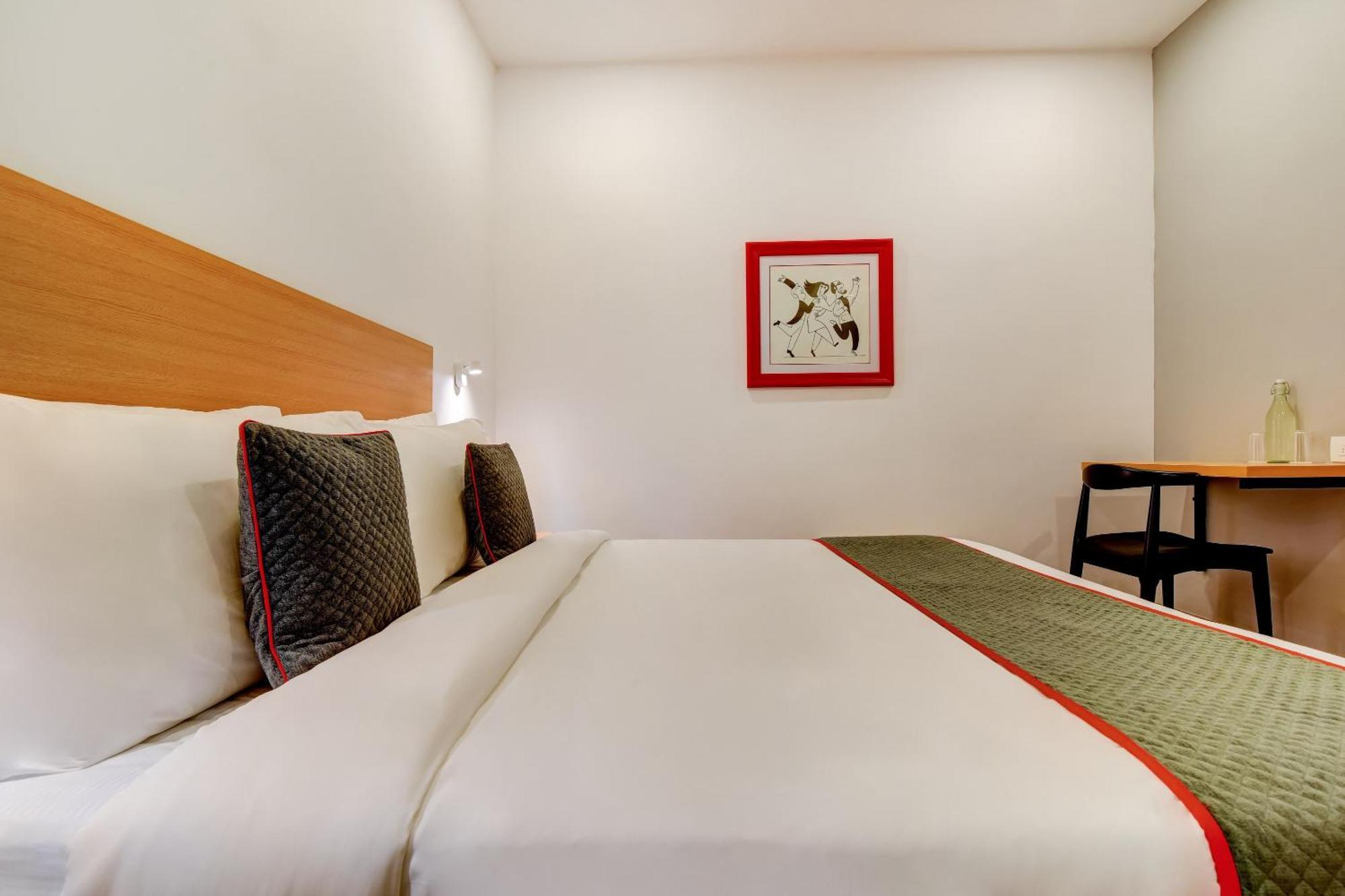 Townhouse 207 Hotel Downtown My Stay Jaipur Buitenkant foto