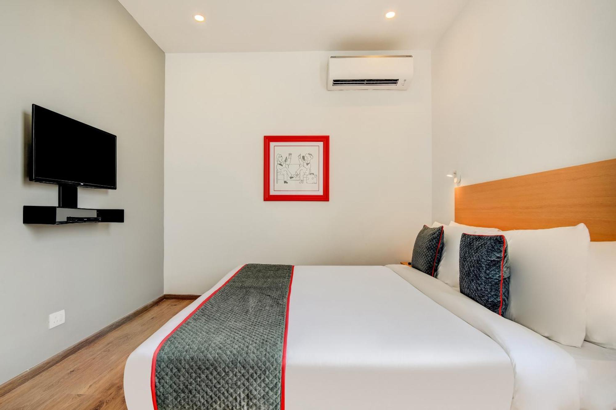 Townhouse 207 Hotel Downtown My Stay Jaipur Buitenkant foto