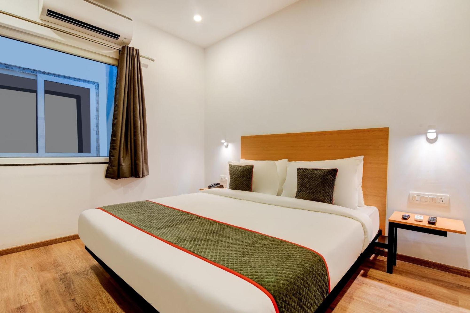 Townhouse 207 Hotel Downtown My Stay Jaipur Buitenkant foto